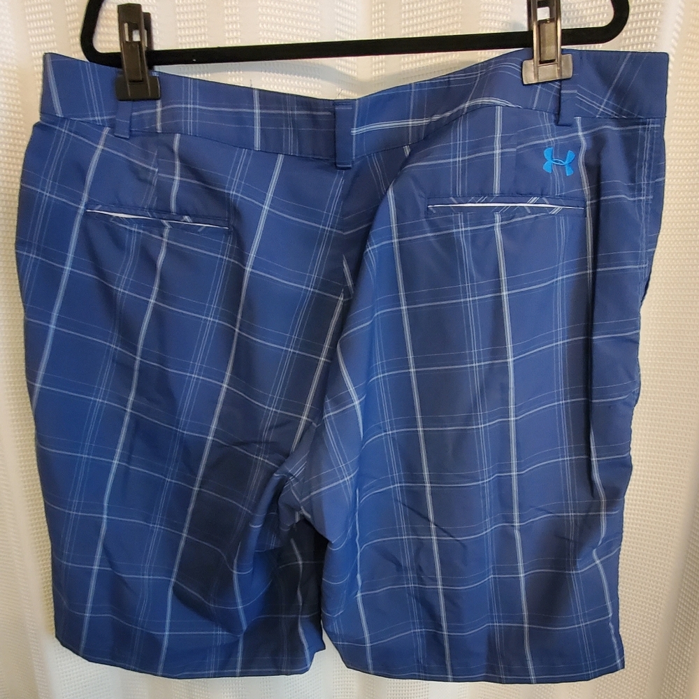 Under Armour Golf Shorts ***NWOT***